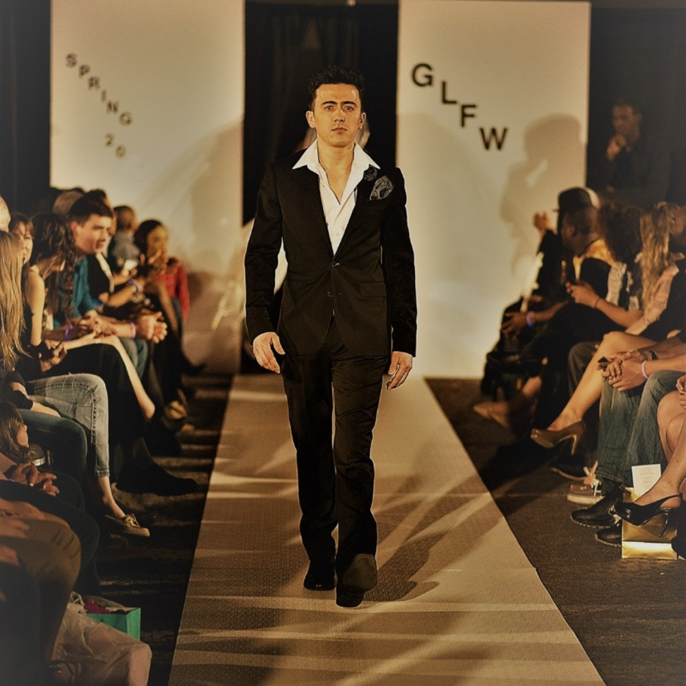 Meet your Posher, Noel